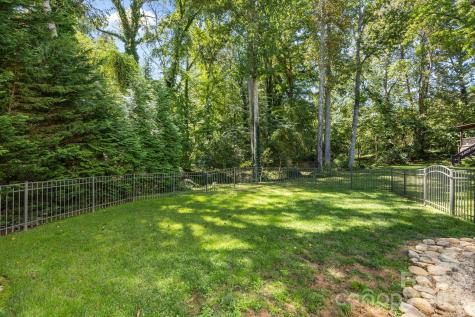 18 Oak Springs Drive Arden NC 28704