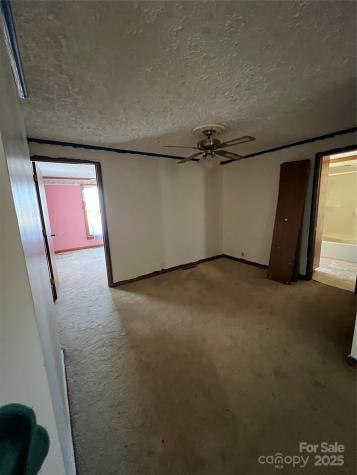 402 Chrysler Street Kannapolis NC 28083