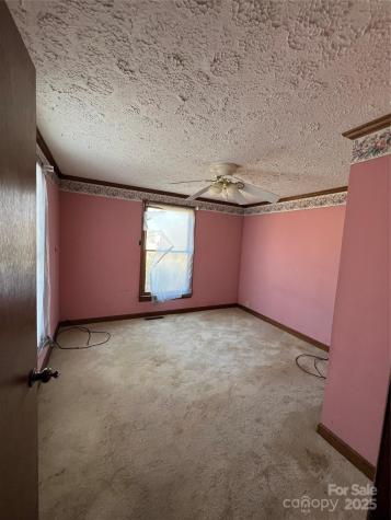 402 Chrysler Street Kannapolis NC 28083