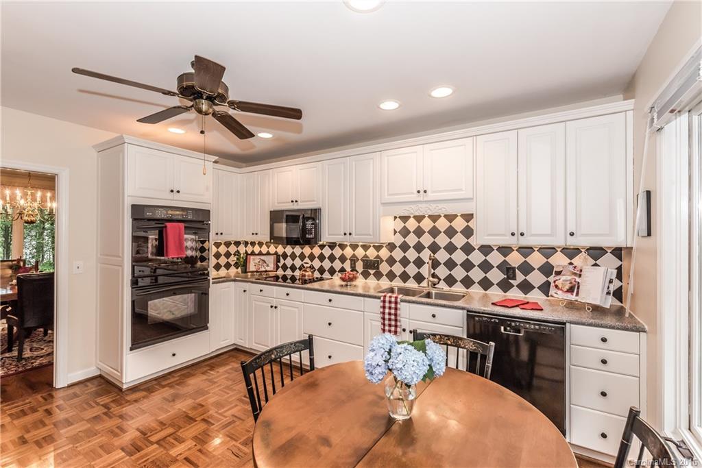 5326 Sandtrap Lane Charlotte NC 28226