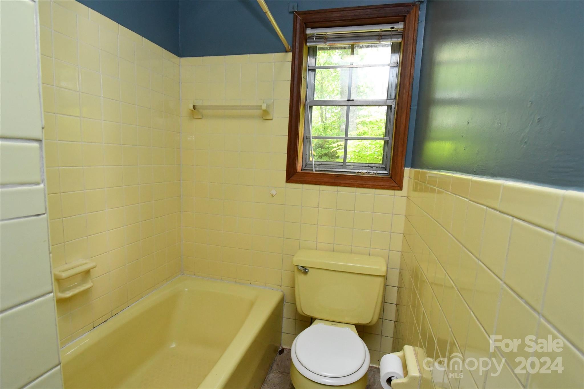 70 Redbird Lane Newland NC 28657