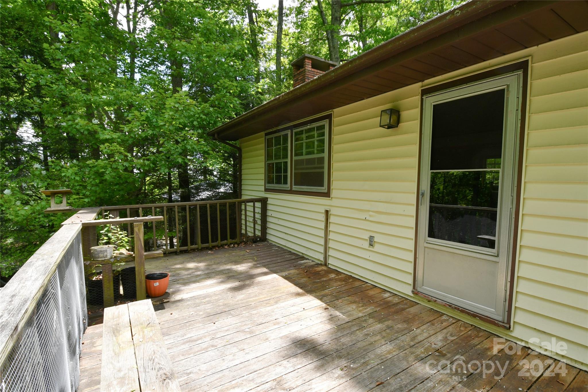 70 Redbird Lane Newland NC 28657