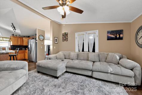 19 Morton Lane Asheville NC 28806