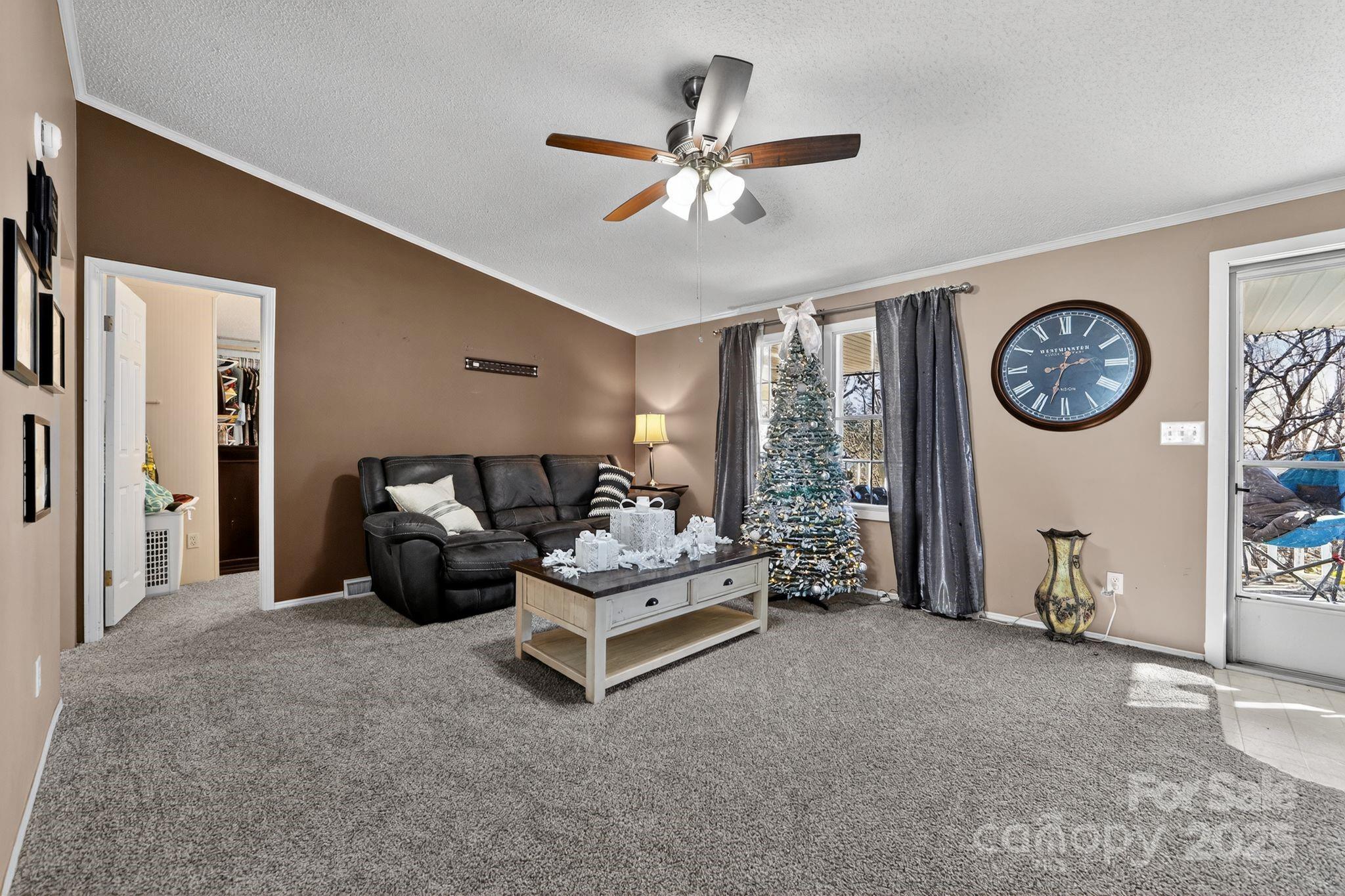 19 Morton Lane Asheville NC 28806