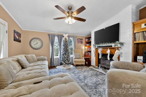 19 Morton Lane Asheville NC 28806