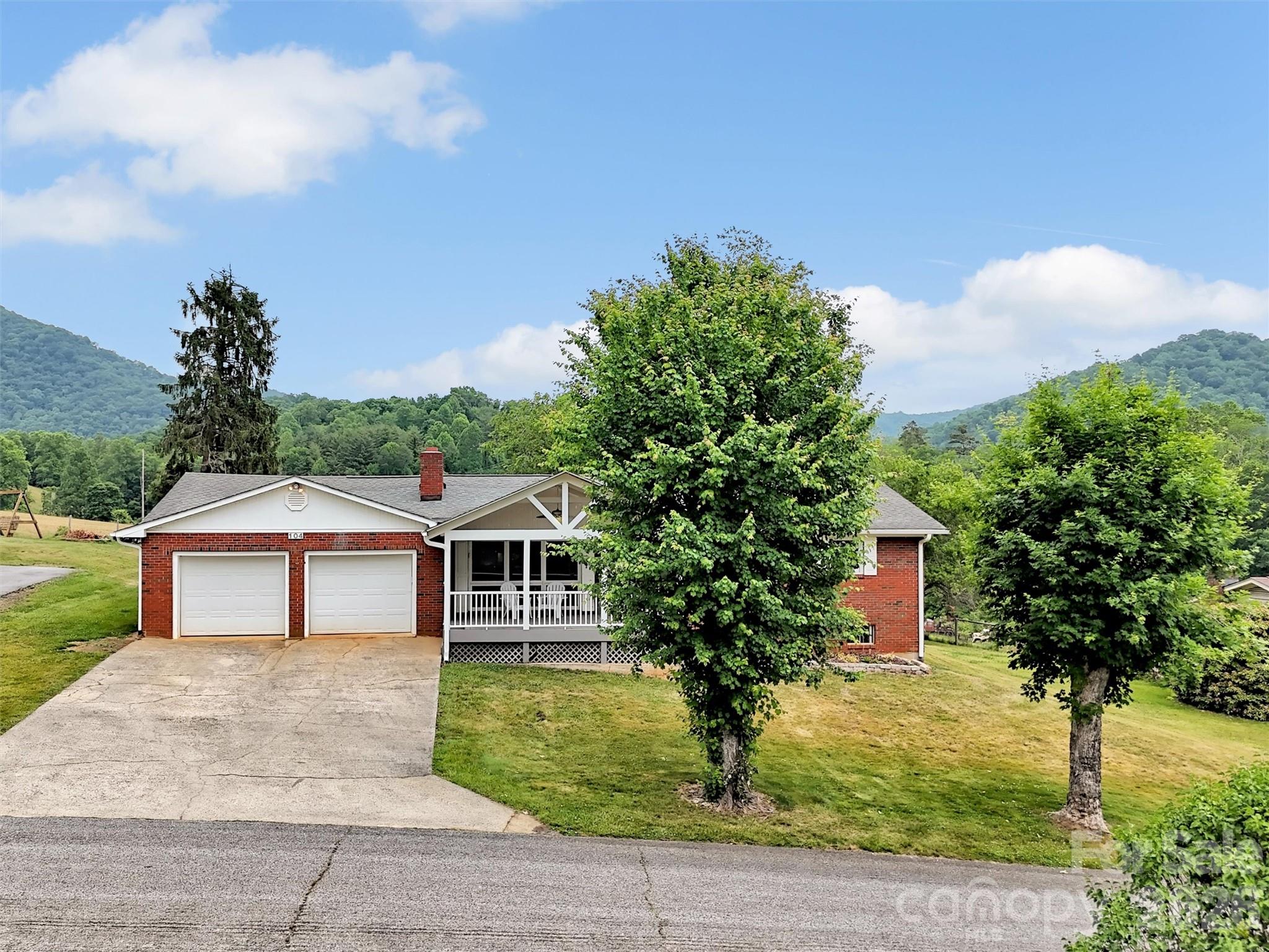 104 Beaverdam Heights Drive Canton NC 28716