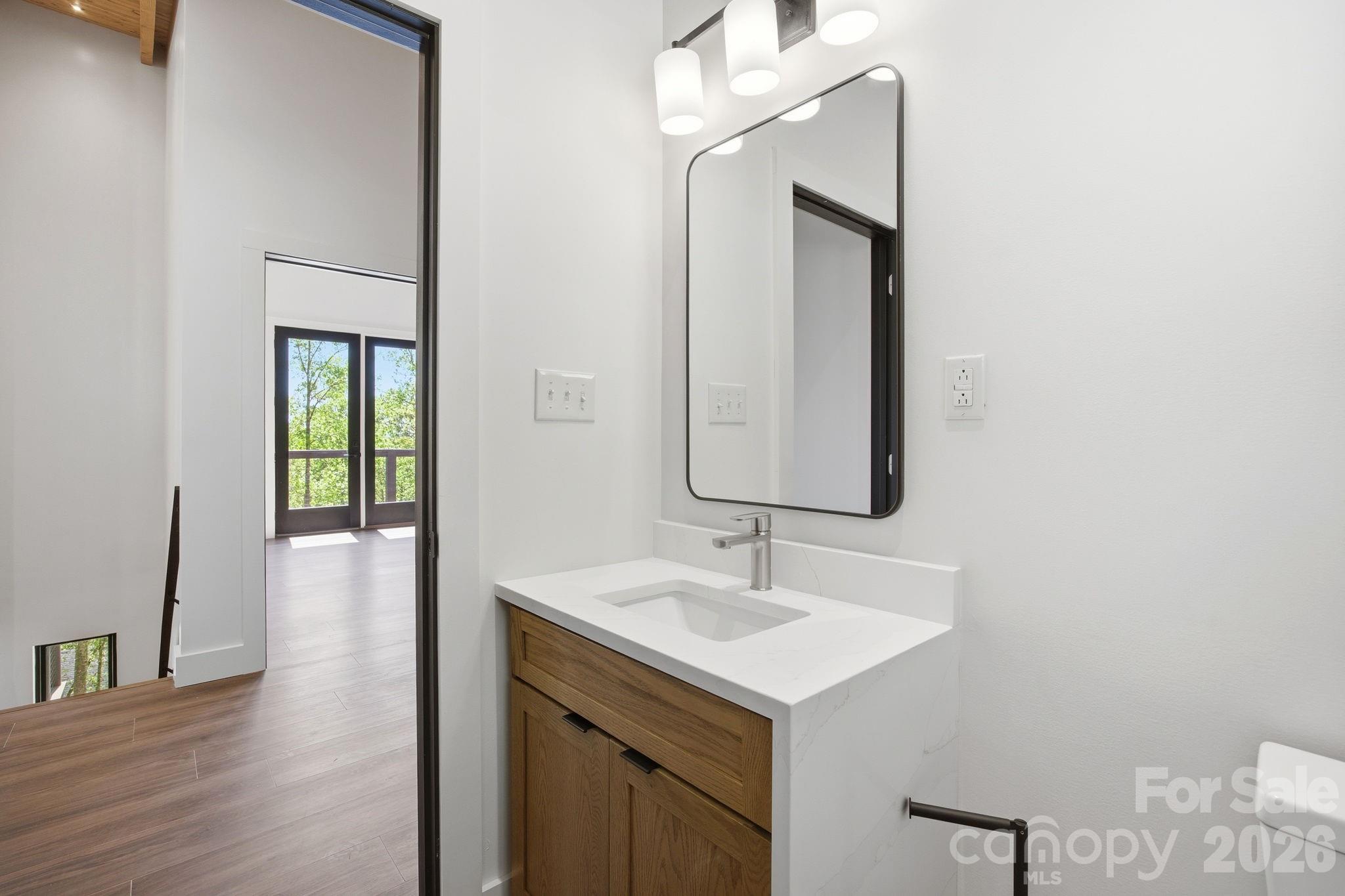 102 Sandpiper Palisades Street Hendersonville NC 28792