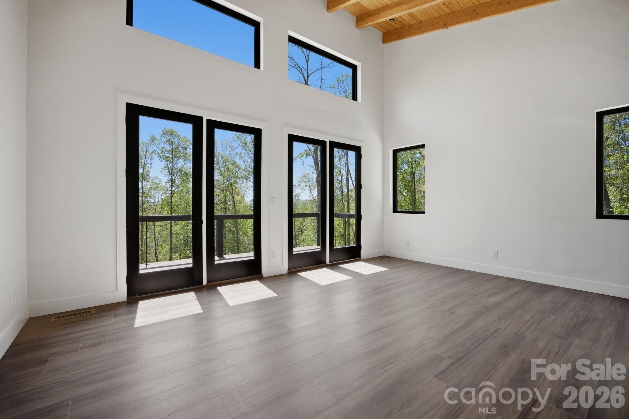 102 Sandpiper Palisades Street Hendersonville NC 28792