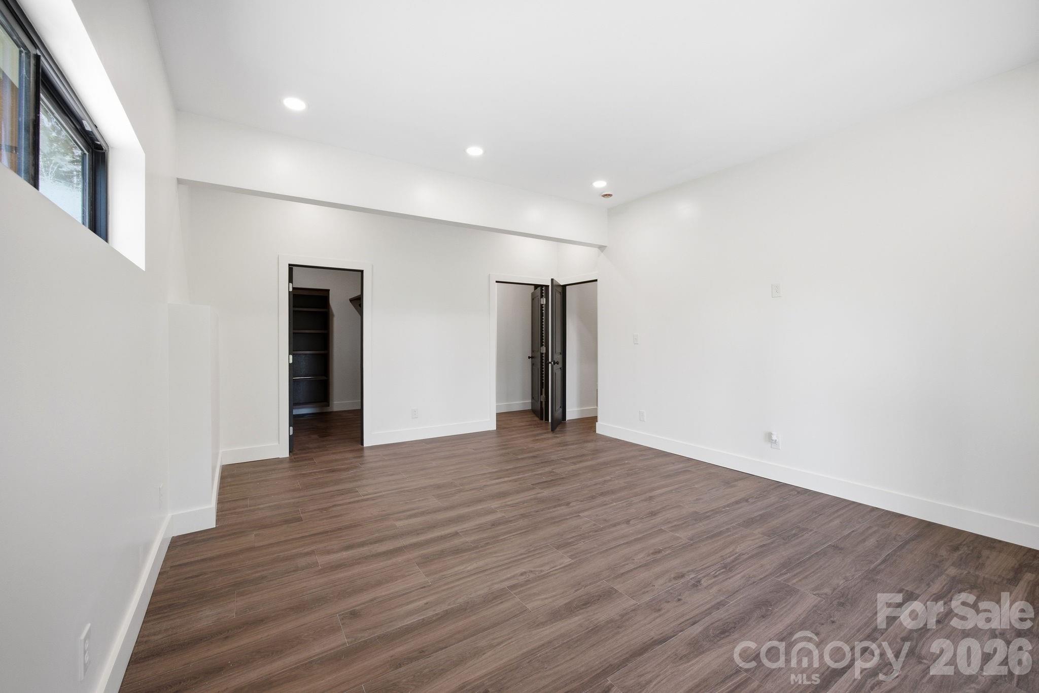 102 Sandpiper Palisades Street Hendersonville NC 28792