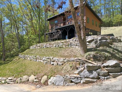 102 Sandpiper Palisades Street Hendersonville NC 28792