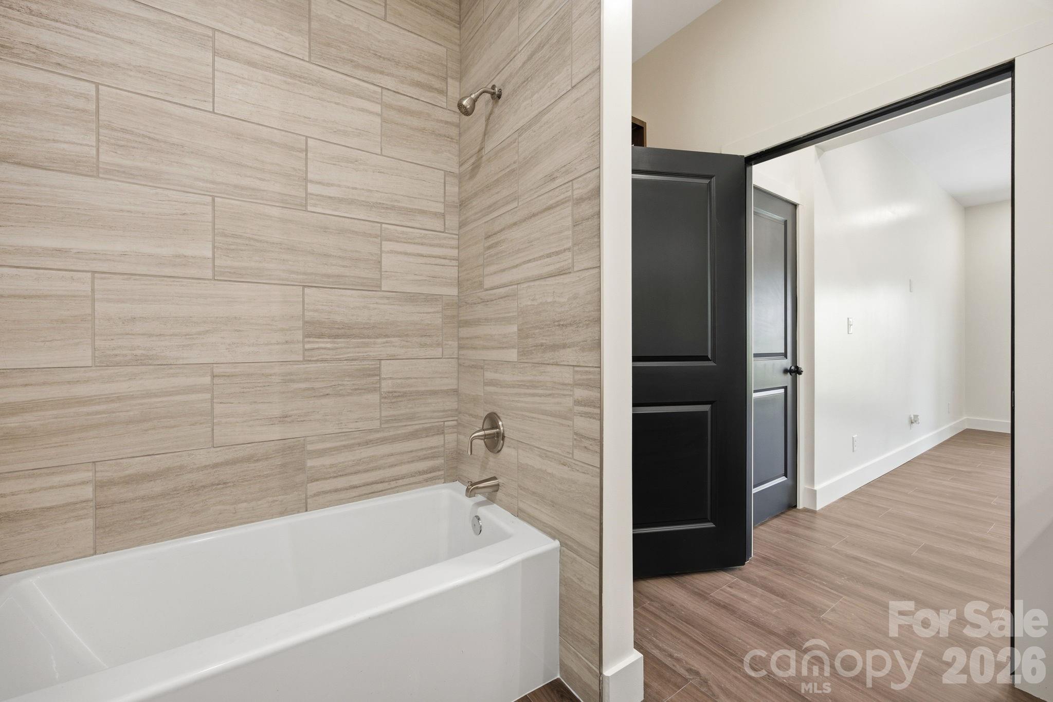 102 Sandpiper Palisades Street Hendersonville NC 28792
