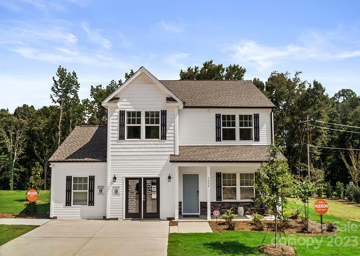 5002 Arbordale Way Mount Holly NC 28120