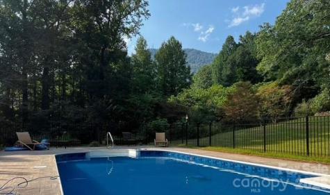 100 Woodmere Drive Columbus NC 28722