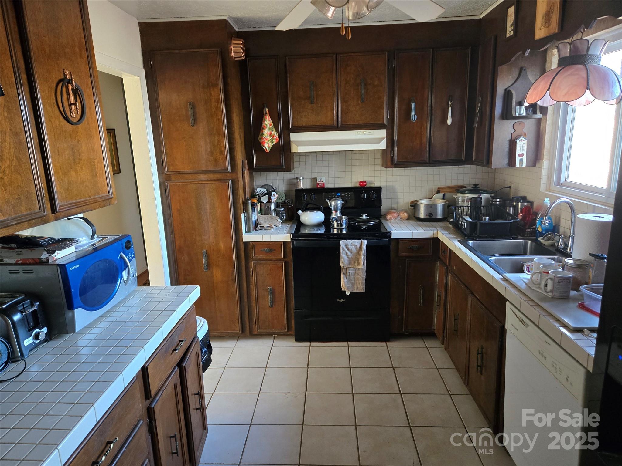 211 Holly Mountain Lane Fletcher NC 28732