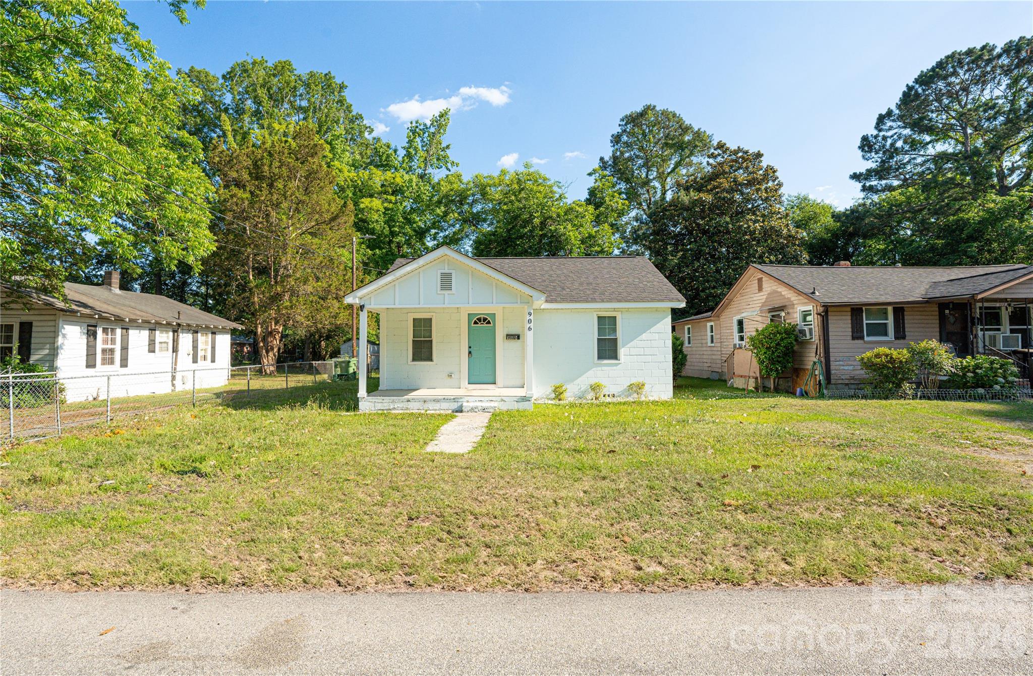 906 Gladstone Street Florence SC 29501