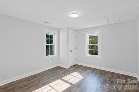 906 Gladstone Street Florence SC 29501