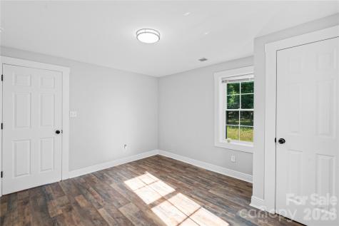 906 Gladstone Street Florence SC 29501