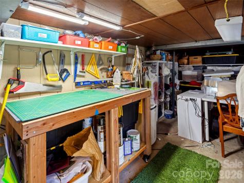 79 Craig Circle Asheville NC 28805