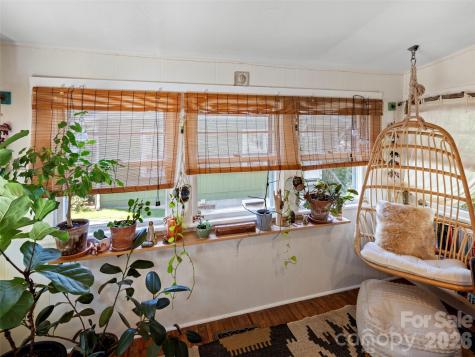 79 Craig Circle Asheville NC 28805