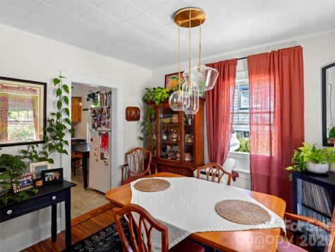 79 Craig Circle Asheville NC 28805