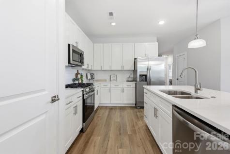 8612 Chagrin Drive Cornelius NC 28031