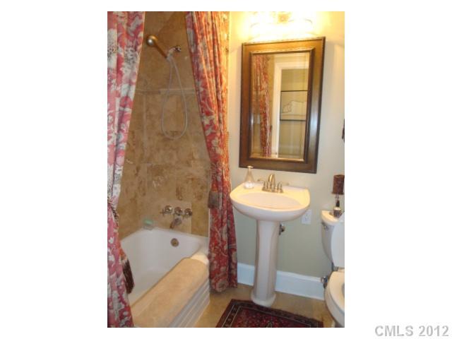 3211 Cambridge Road Charlotte NC 28209