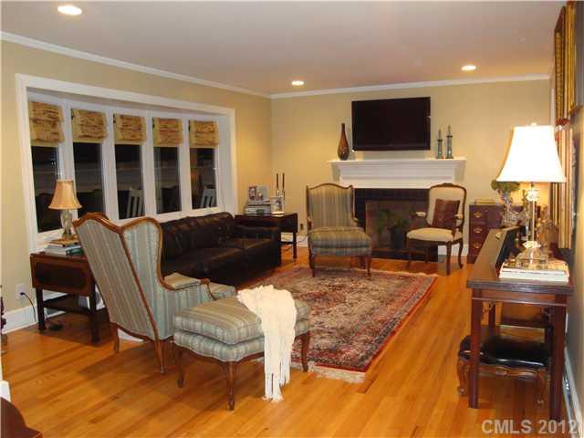 3211 Cambridge Road Charlotte NC 28209