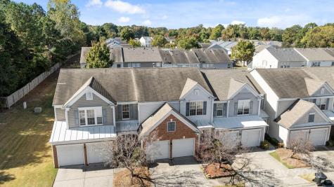 10207 Garmoyle Street Charlotte NC 28277