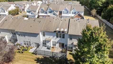 10207 Garmoyle Street Charlotte NC 28277
