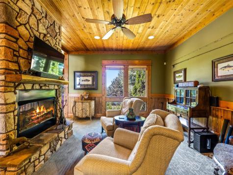 12 Trailridge Road Asheville NC 28804