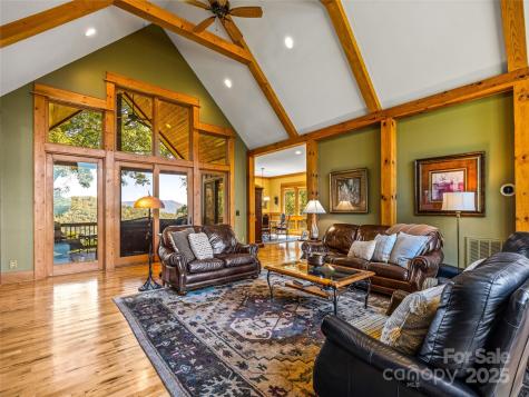 12 Trailridge Road Asheville NC 28804