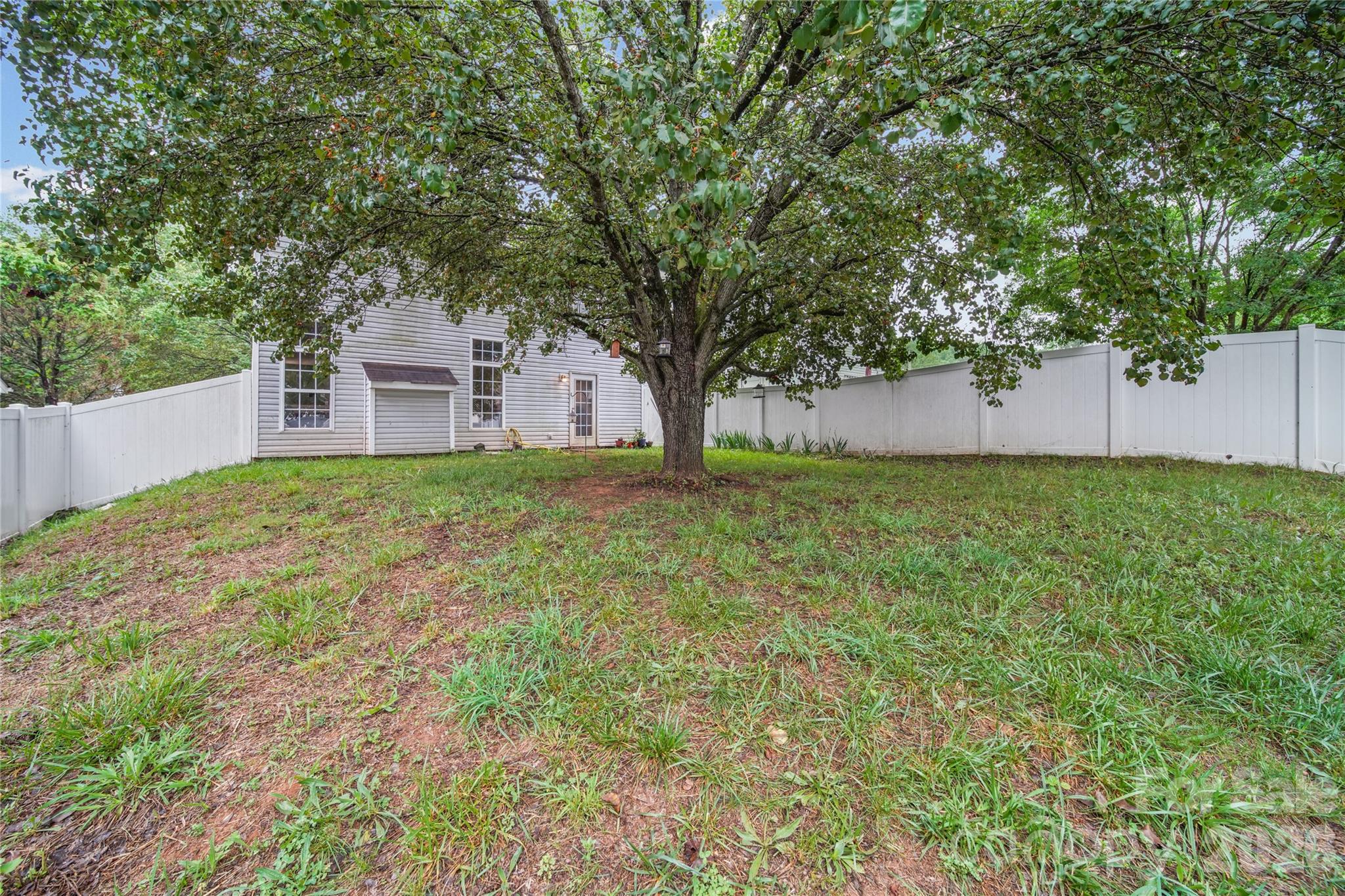 1309 Winding Branch Court Charlotte NC 28216
