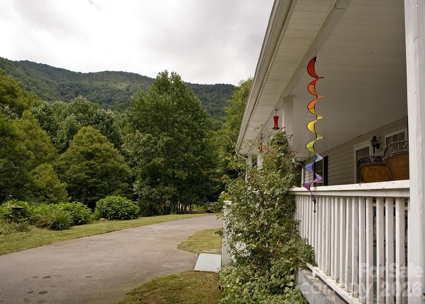 165 Peepeye Cove Road Leicester NC 28748