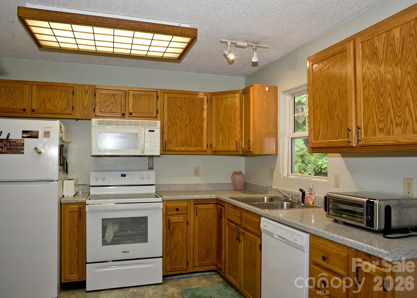 165 Peepeye Cove Road Leicester NC 28748