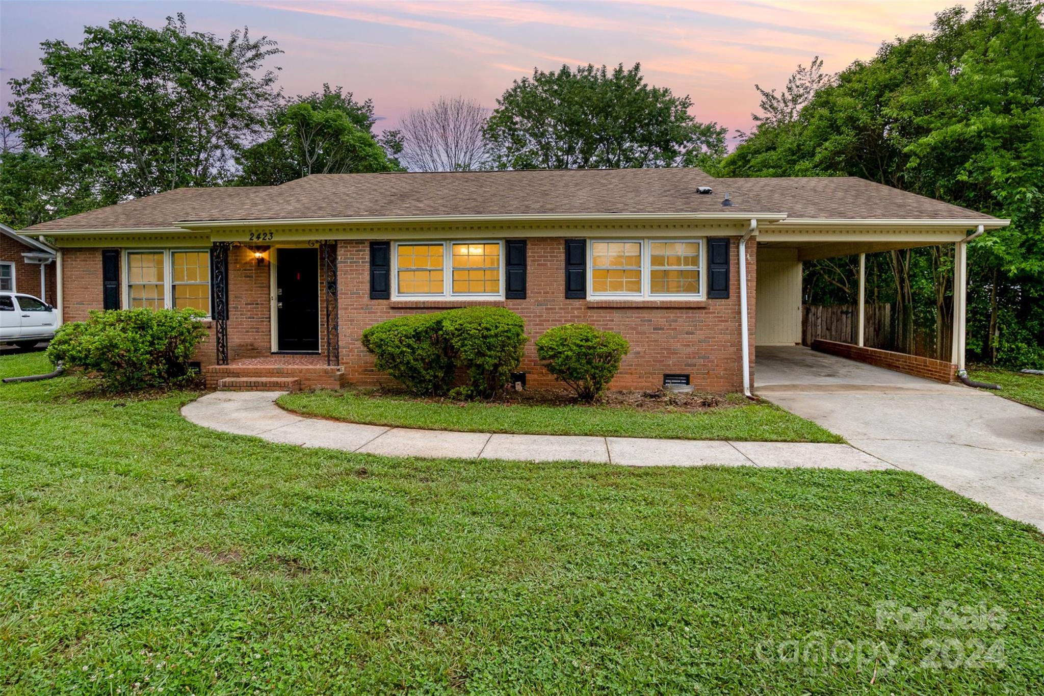 2423 Milton Road Charlotte NC 28215