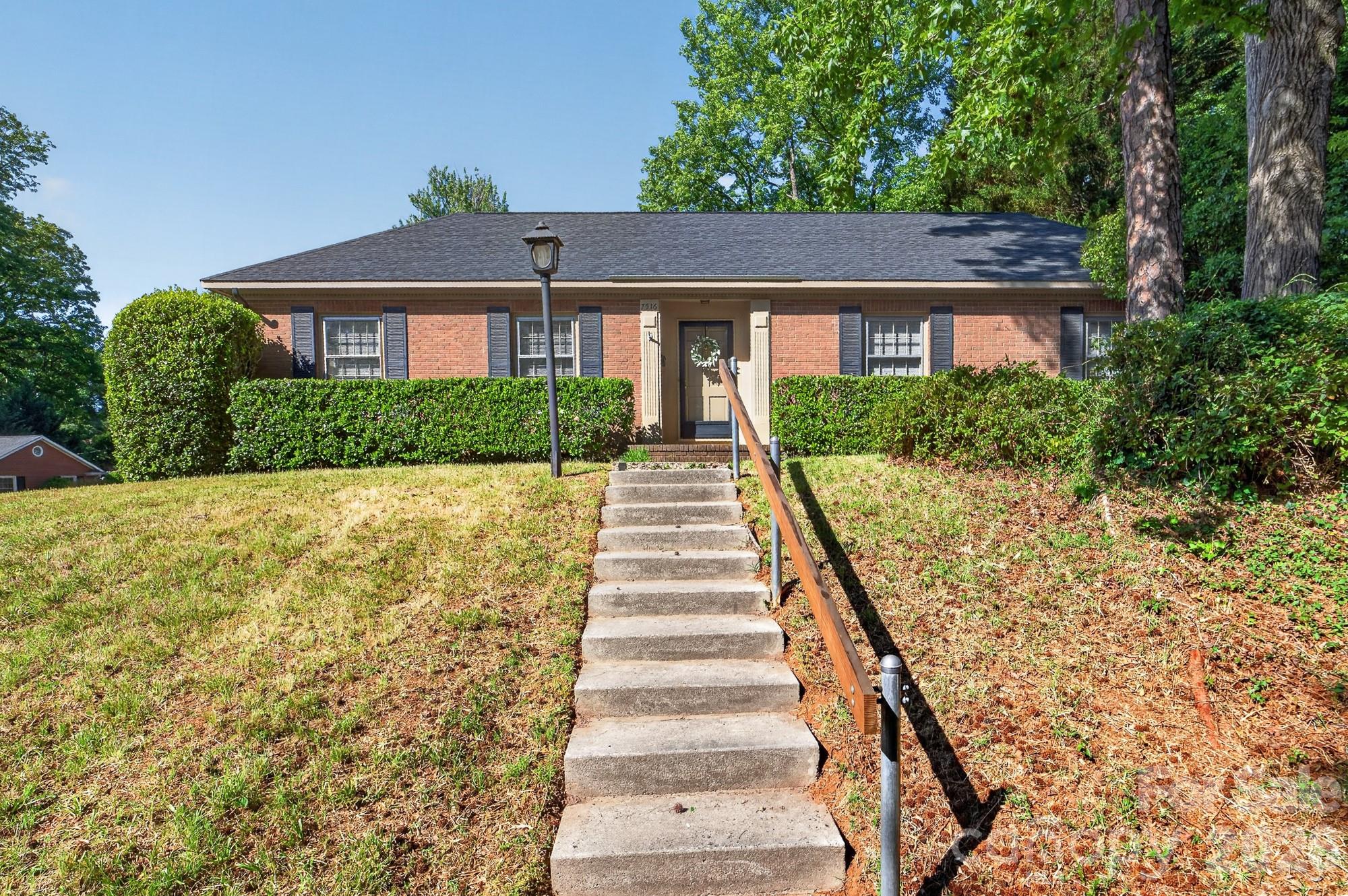 7516 Watercrest Road Charlotte NC 28210