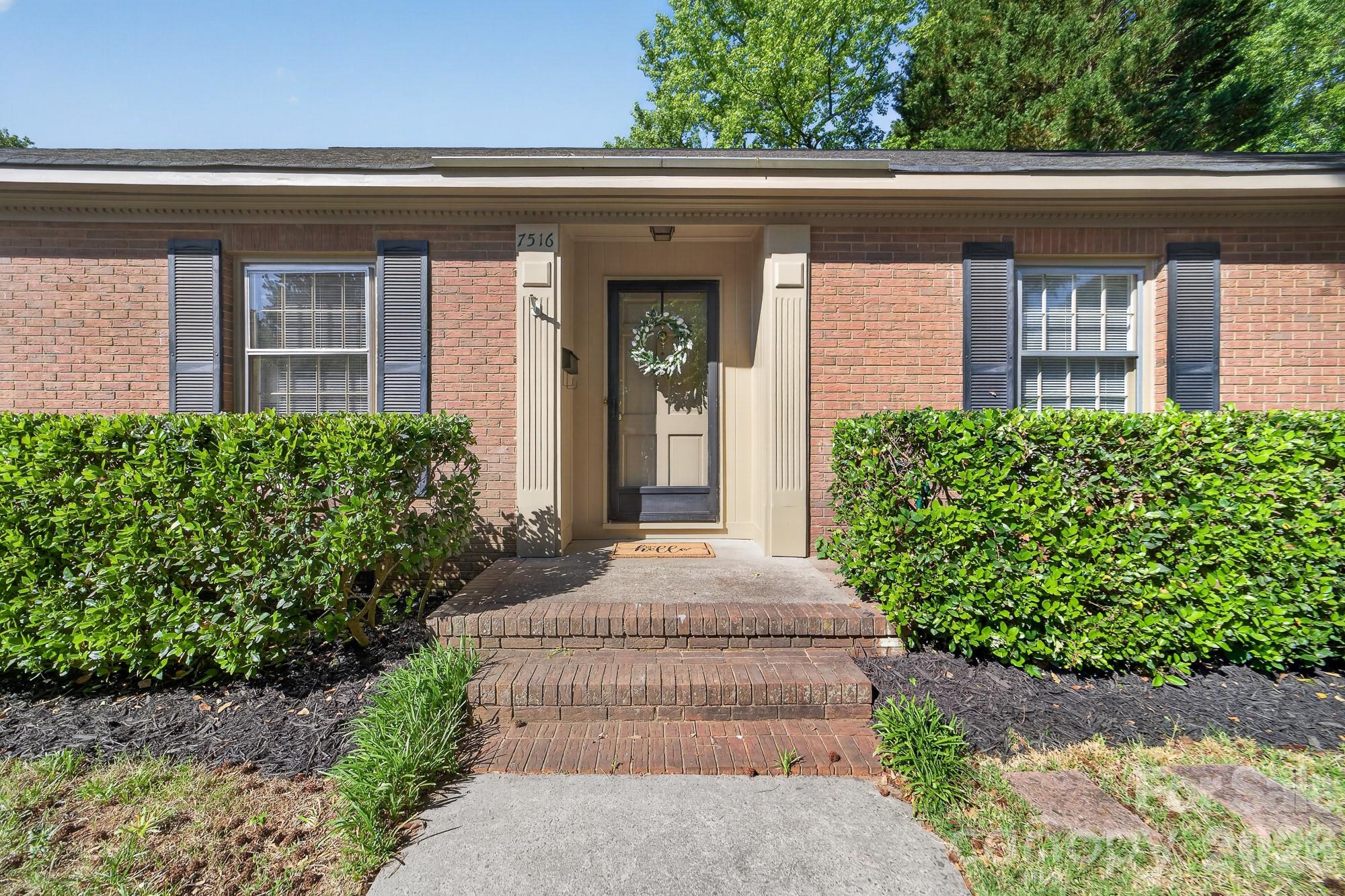 7516 Watercrest Road Charlotte NC 28210
