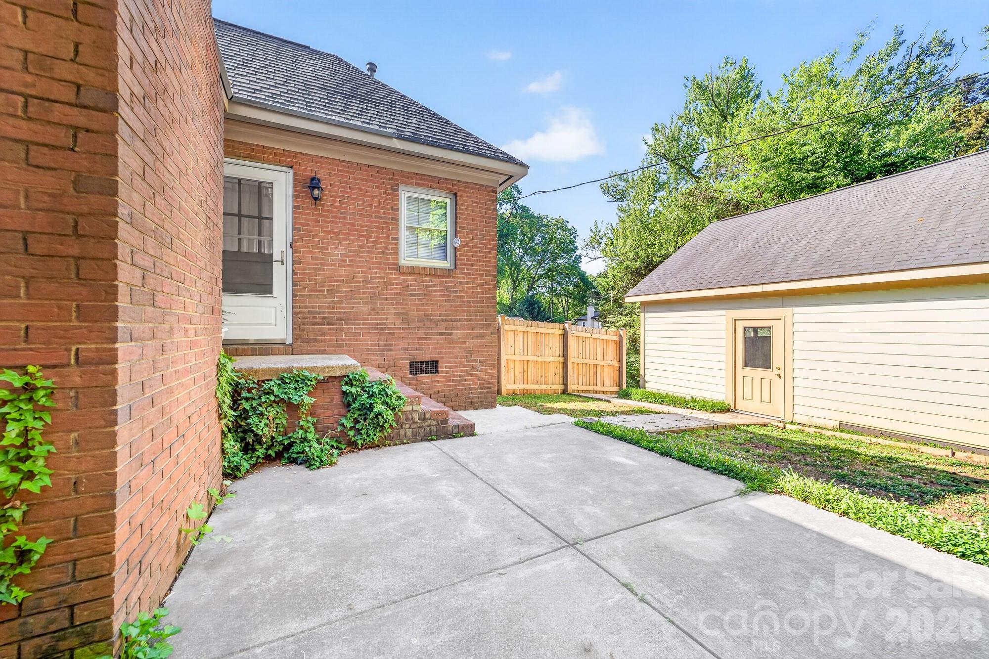 7516 Watercrest Road Charlotte NC 28210