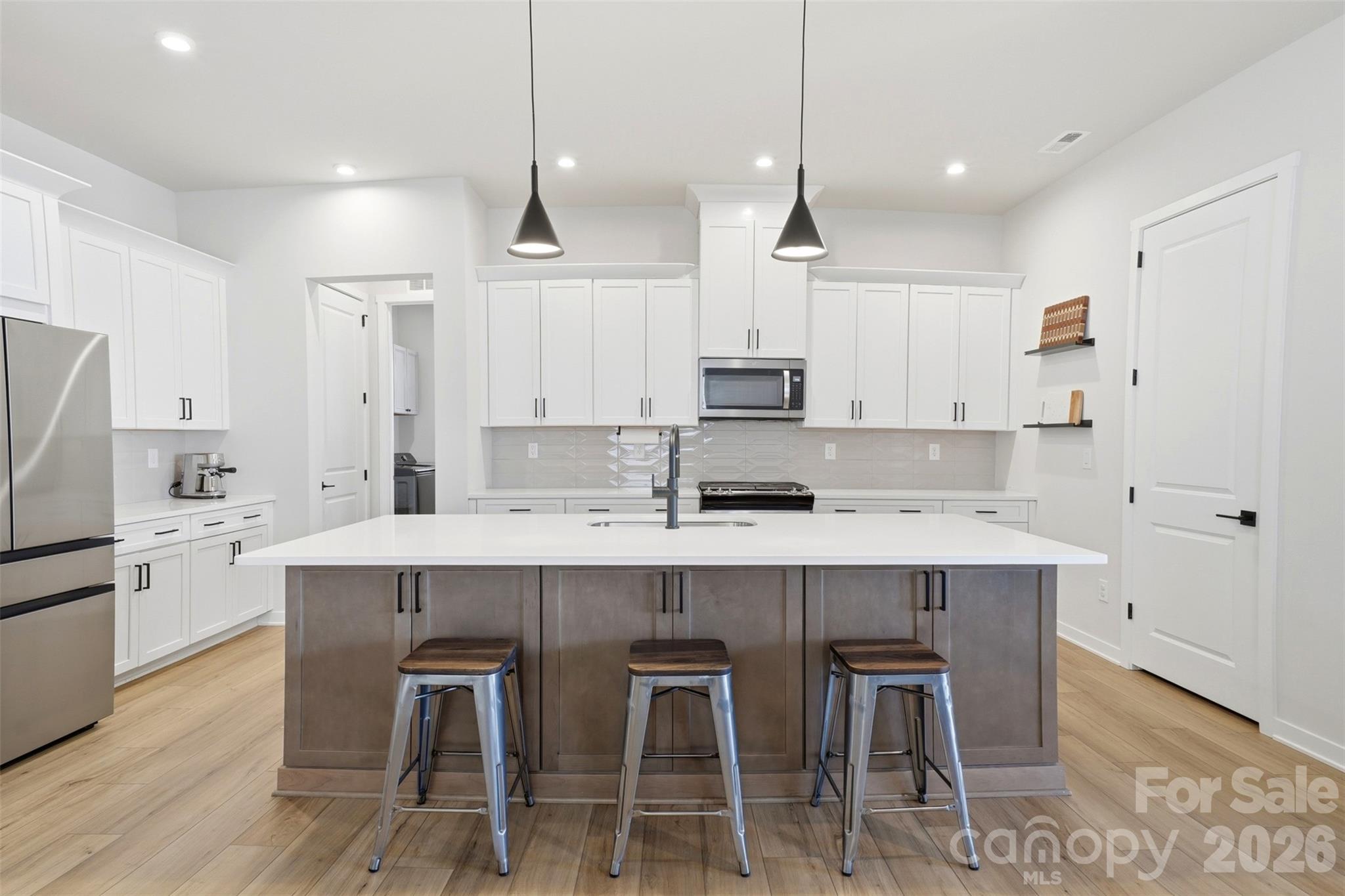7104 Wayfarer Drive Charlotte NC 28269