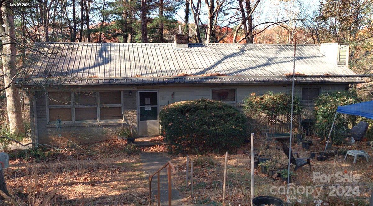 307 White Pine Drive Asheville NC 28805