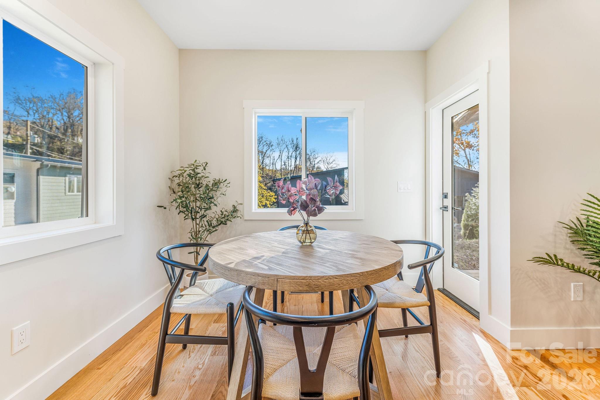 67 Crestfield Avenue Asheville NC 28804