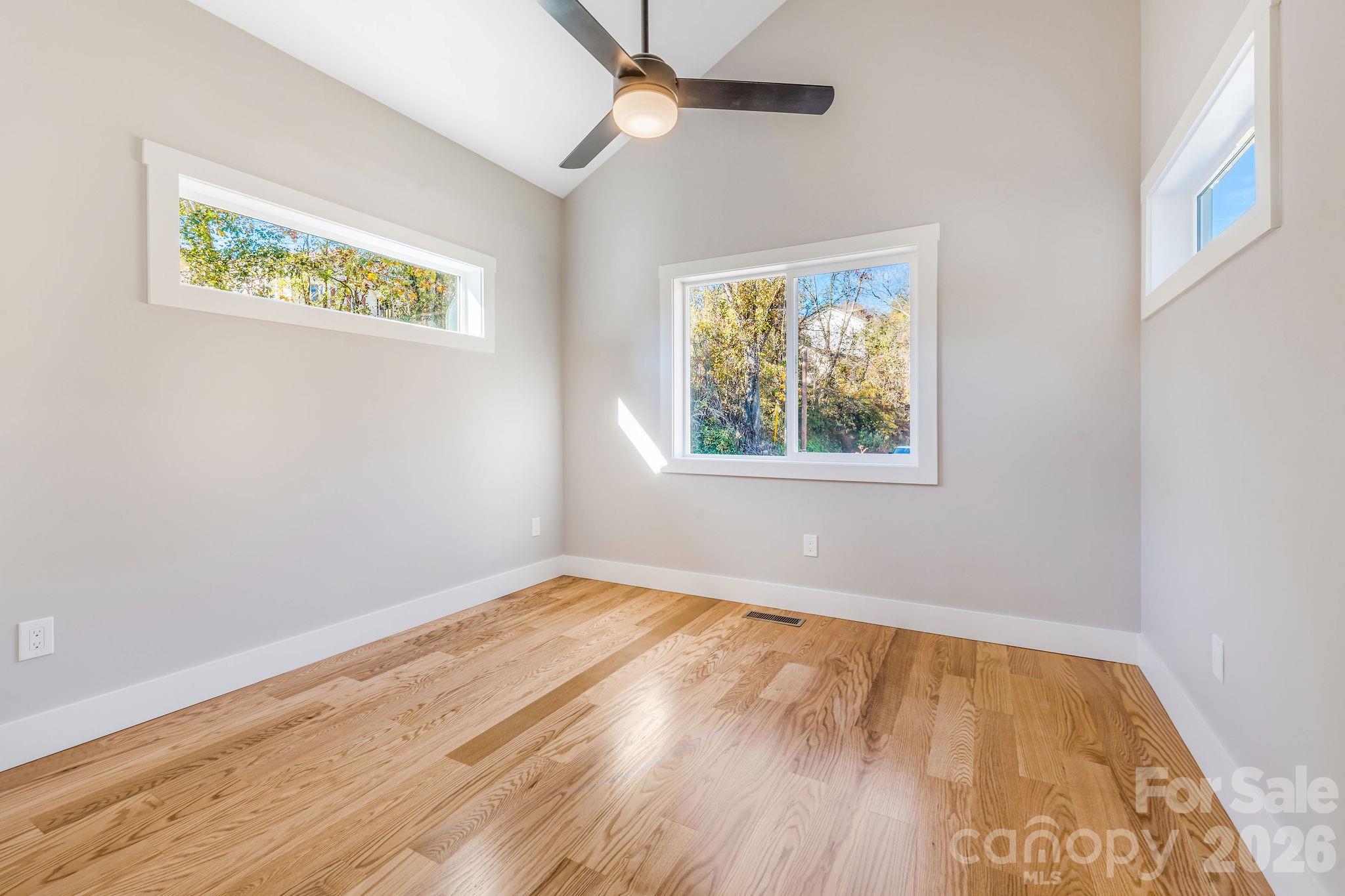 67 Crestfield Avenue Asheville NC 28804