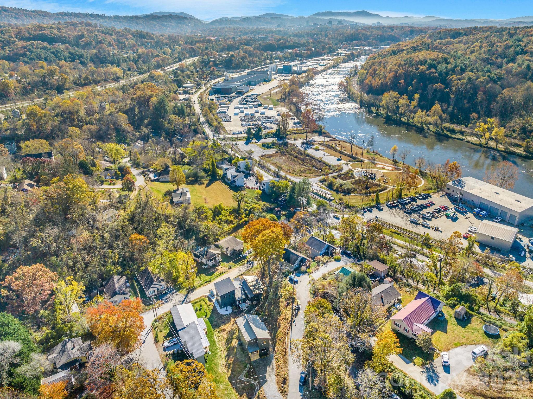 67 Crestfield Avenue Asheville NC 28804