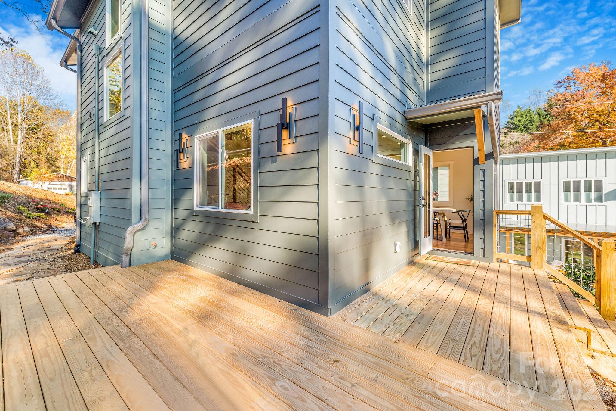 67 Crestfield Avenue Asheville NC 28804