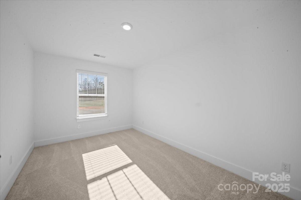 33 Moon Haven Way Arden NC 28704