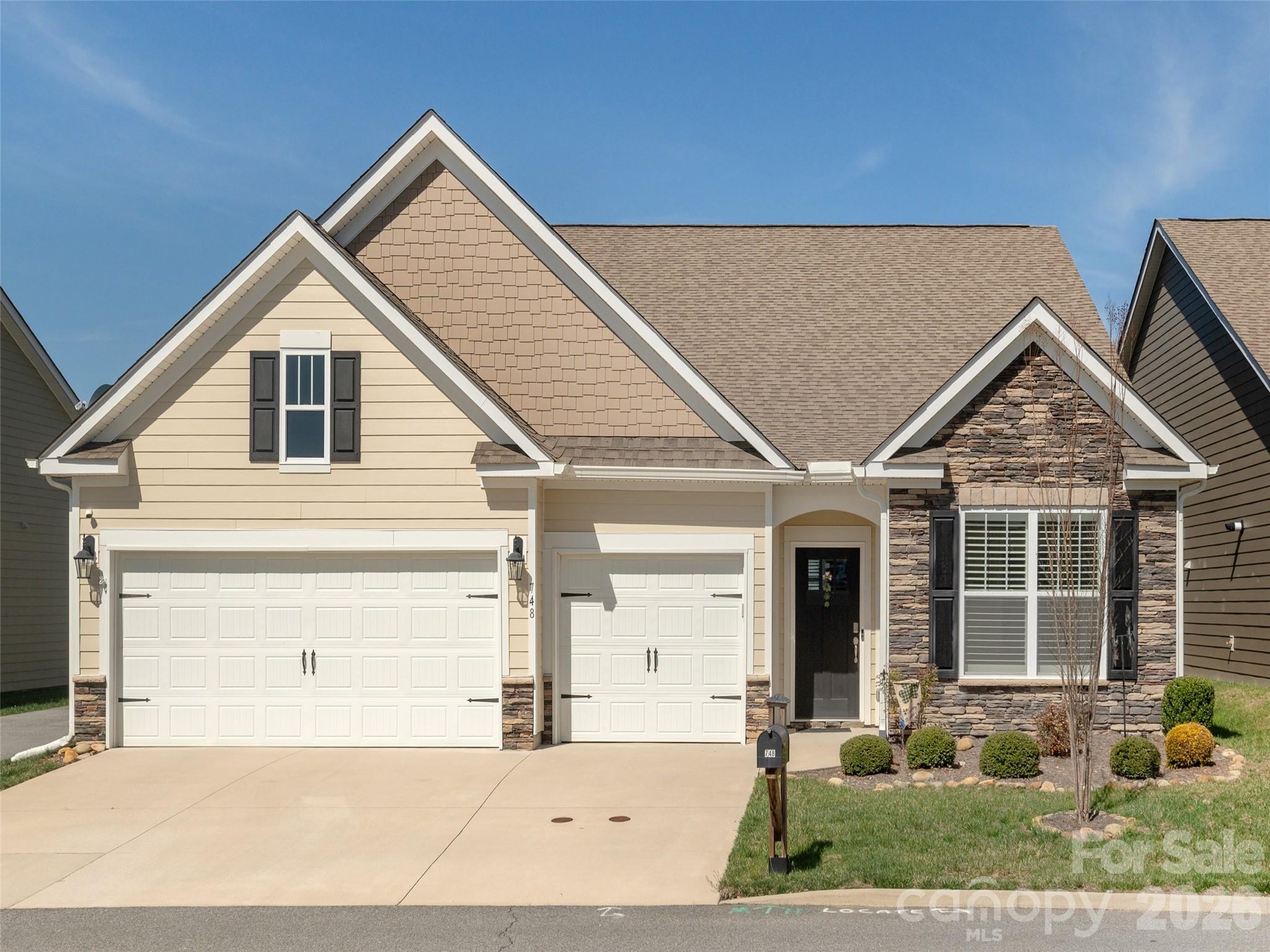 748 Summerfield Place Flat Rock NC 28731