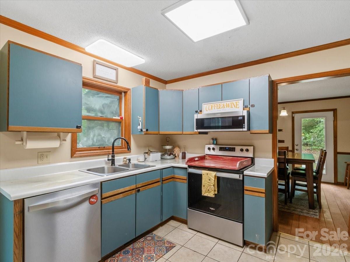 190 Executive Estates Drive Old Fort NC 28762