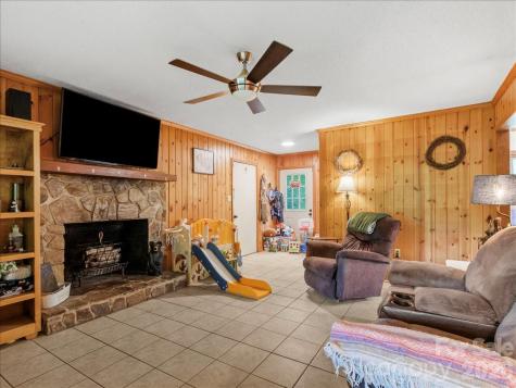 190 Executive Estates Drive Old Fort NC 28762