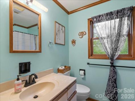 190 Executive Estates Drive Old Fort NC 28762