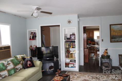 7282 Nc Highway 108 Highway E Mill Spring NC 28756